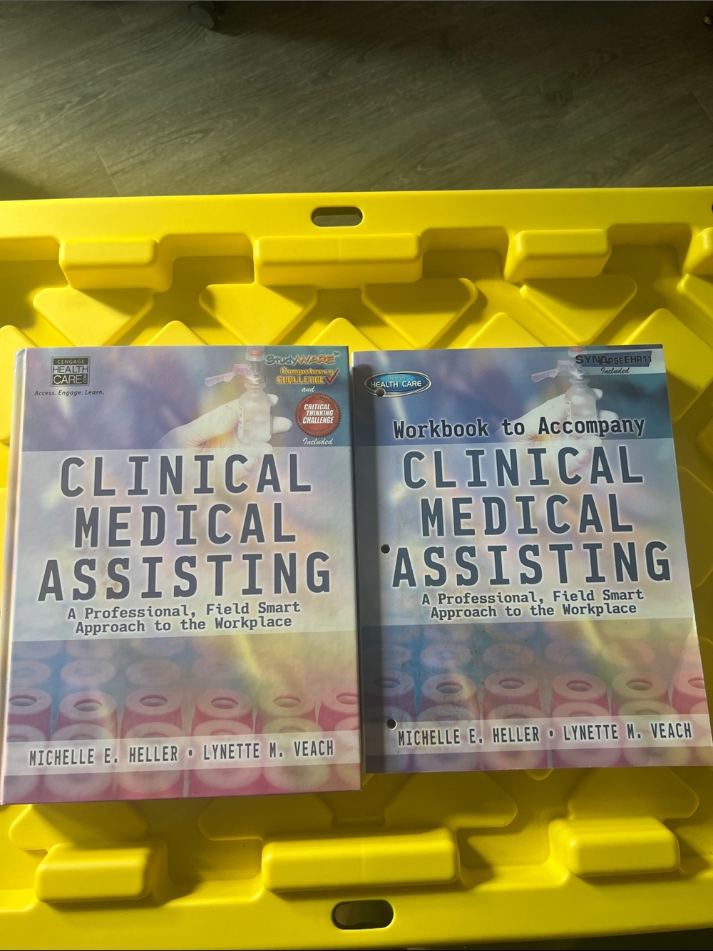 Clinical Medical Assisting Textbook & Workbook - Michelle E. Heller